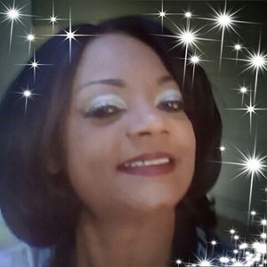 Meet your Posher, Etta